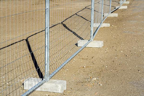 Fence Rental Olive Branch workers